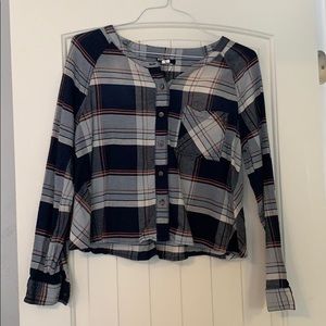 Crop bdg plaid button up